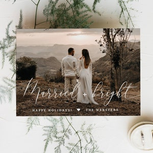 Carte de Noël mariée et lumineuse, carte de Noël juste mariée, carte photo de jeunes mariés Noël, TÉLÉCHARGEMENT INSTANTANÉ, modèle modifiable #MCD2515