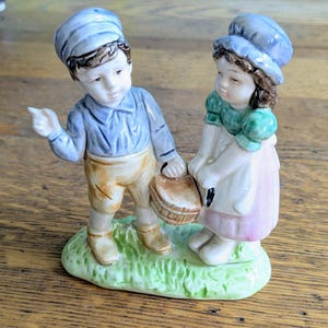 Kitsch Figurine - Etsy