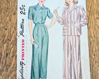 Mid 1940's Simplicity Pattern 1999 Misses SZ 12 Bust 30 Pajamas Loungewear Sleepwear Post WWII Cut and Complete