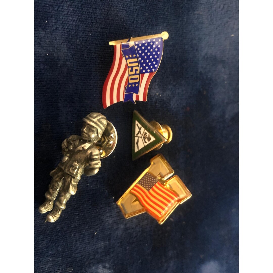 Military & Patriotic Lapel Pins Lot of 4 - USO Flag Victory V Armed ...