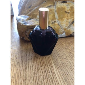 Elizabeth Taylor Passion Eau De Toilette Spray 15ml Mini Perfume Bottle