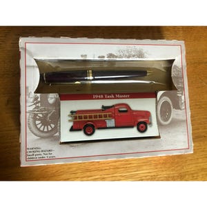 1948 Task Master Fire Truck Replica & Ballpoint Pen Set - Reader's Digest Collectible