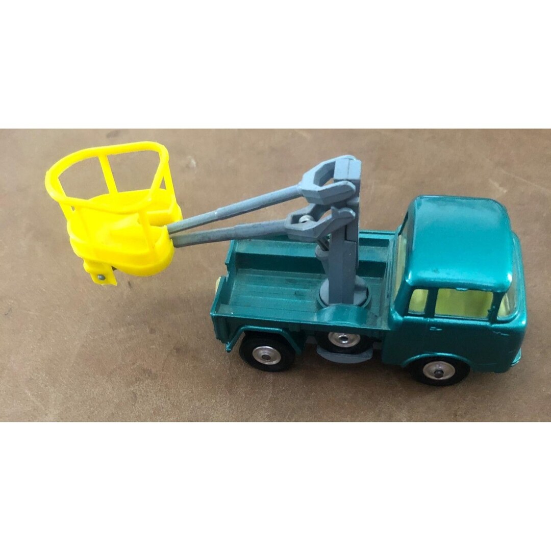 Majorette Grand Series – Camion De Pompiers Volvo SOS FMX – Échelle 1/43 – Sirène, Lumières, Échelle Télescopique