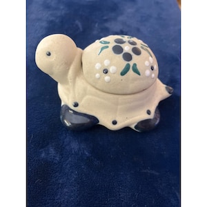 Floral Hand-Painted Ceramic Turtle Trinket Box - Beige & Blue - Decorative Storage Container - Unique Gift Idea