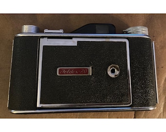 Waltax Okako Tokyo Kolex Vertical Foldable Camera With Case 1950s