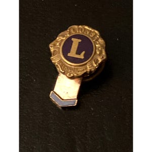 Lions club pins - Etsy 日本