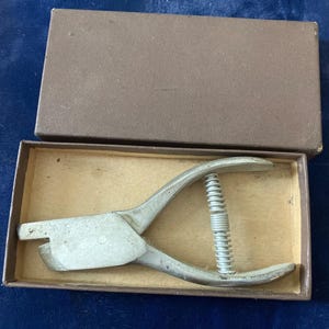 Vintage Schul-Sons Metal Conducter Spring Clamp Punch Tool Made In USA