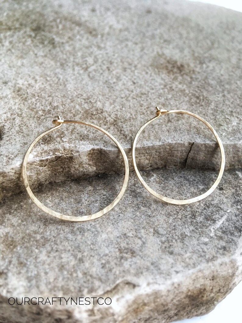 Hammered ROUND HOOPS, GOLD Earrings, Hammered Wire, Minimalist Jewelry, Ear Wire, Gift for Her, 1 inch hoop, Modern Earrings, Hobo Hoops image 6
