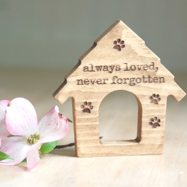 Wooden Dog House Cutout, Pet Remembrance Gift, Custom Pet Gift, Dog Lover Gifts, Sympathy Pet Gifts, Pet Memorial Gift, Pet Loss Gifts