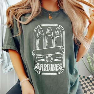 Sardines Comfort Colors shirt Unisex tee t-shirt funny tee, Block print style, Can Sardine, Ocean, Sea graphic, Coastal  inspired Aesthetic