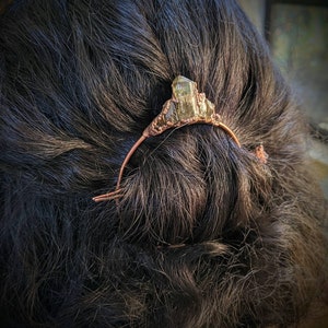 Aequum Capillos Upupam- Large Hoop Crystal Hairpins Customizable