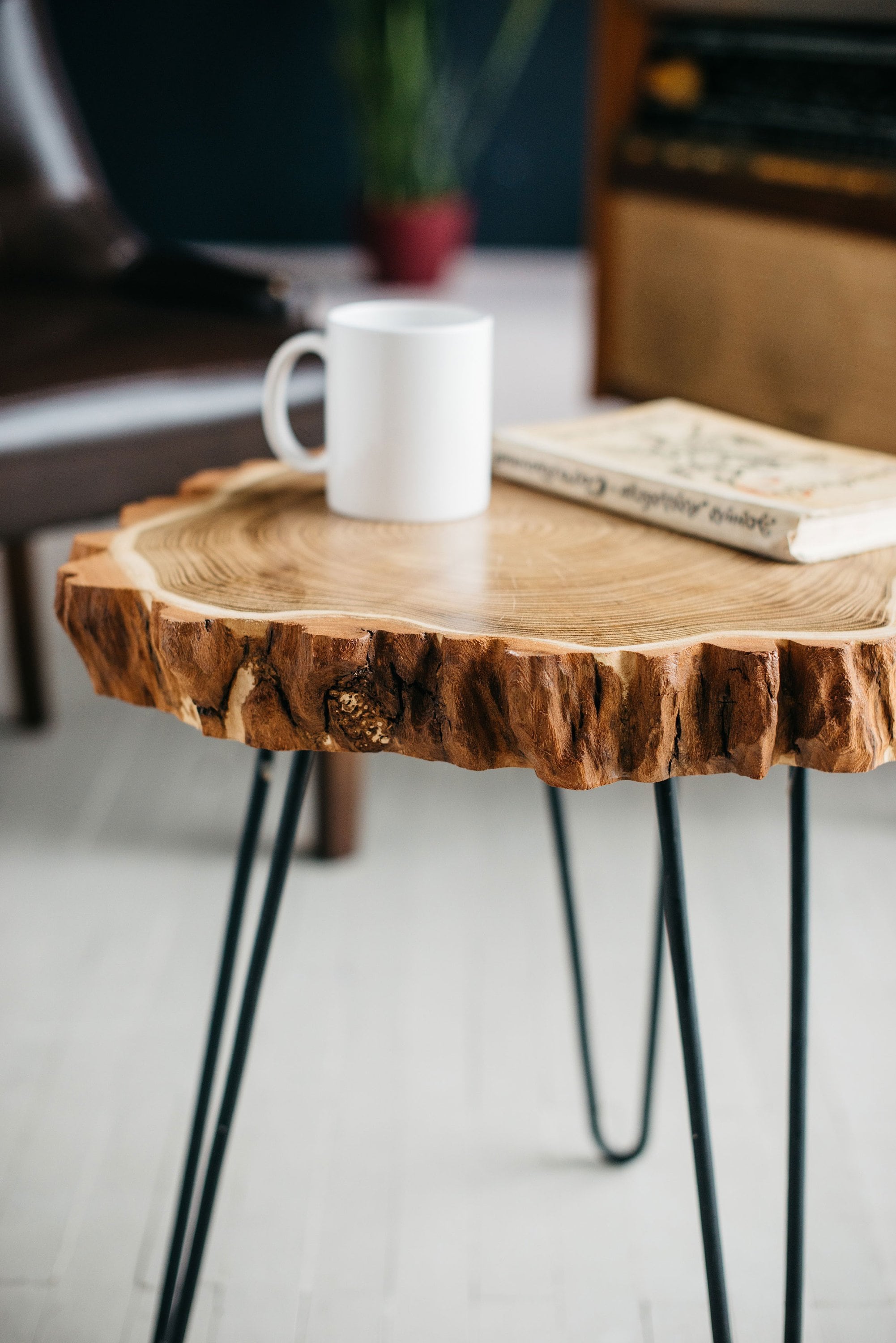 Table Basse en Dalle de Bois, Table Live Edge, Bois Rustique, d'extrémité Moderne Épingle à Cheveux,