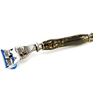 Razor Handle With Case, Gillette Fusion Pro-glide in a Black Matrix ...