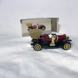 Vintage Reader&#39;s Digest  Victoria High Speed No. 216 Classic Die Cast/Plastic Toy Antique Car Vehicle