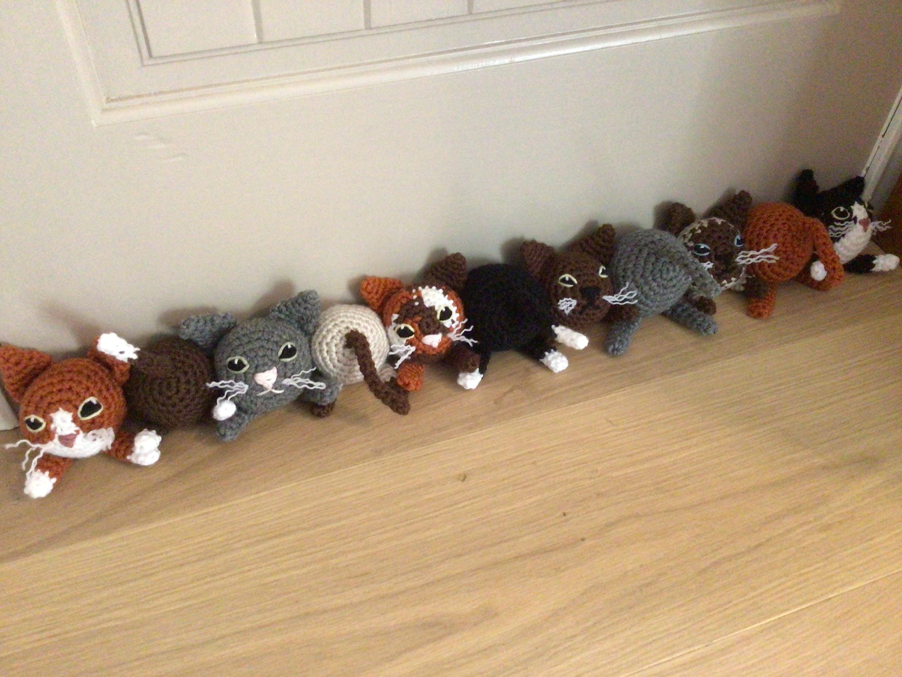 Crochet Pattern - “cats at the Door”, Door Sweep, Draft Blocker - Etsy