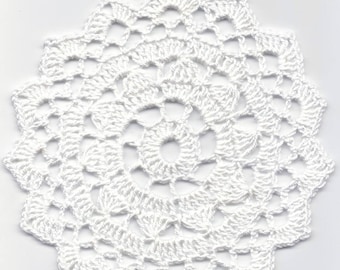 Mini Crochet Doily Lace Doilies Table decoration Crocheted Doily Centerpiece Handmade Wedding Doily Napkin Bohemian Decor Round White Flower