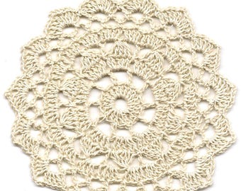 Napperons au crochet Napperon au crochet Décoration de table Napperon au crochet Pièce maîtresse Napperon de mariage fait à la main Napperon Boho Décor Fleur crème ronde