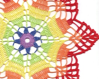 Tapete de crochet arcoíris: centro de mesa bohemio hecho a mano (28 cm de diámetro)