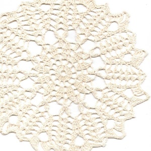 Crochet Doily Lace Natural Handmade Linen Handcrafted Round Doilies Crocheted Centrepiece Lacy Home Decor Wedding Decorative Bohemian Design