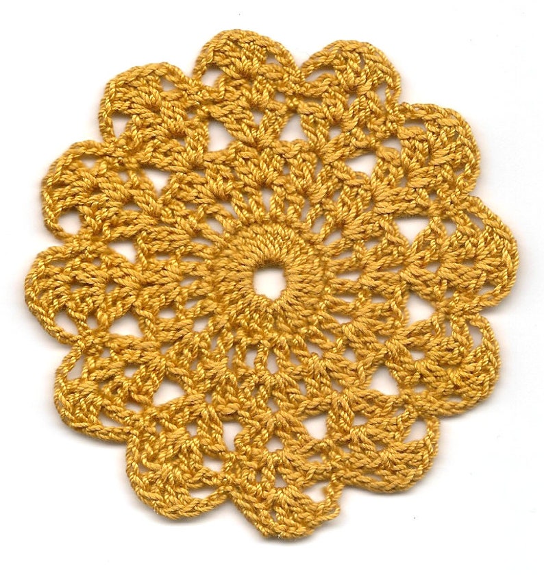 Set of 4 Crocheted Doilies Crochet Medallions Assortment Mini Etsy
