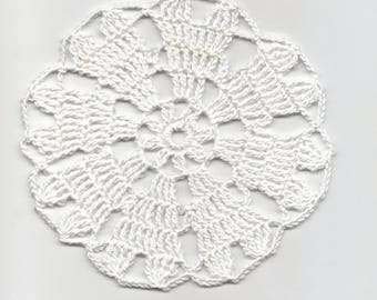 Mini Crochet Doily Lace Doilies Table decoration Crocheted Doily Centerpiece Handmade Wedding Doily Napkin Bohemian Decor Round White Flower