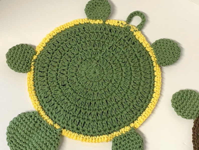 Crochet Turtle Potholder pattern Crochet Potholder and Placemat Pattern Turtle Wall hanging and decor image 6