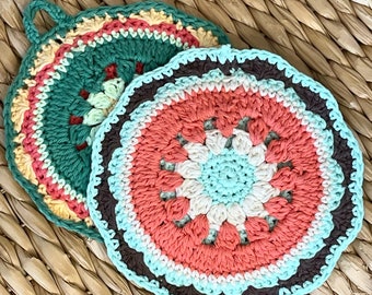 Floral Wheel Potholder Pattern - Crochet Potholder Pattern - Vintage Style Crochet Pattern Hotpads