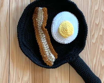 Bacon and Eggs Crochet Pattern - crochet cast iron pan pattern - Crochet Cooking Pattern - Crochet Egg Pattern - Crochet Food Pattern