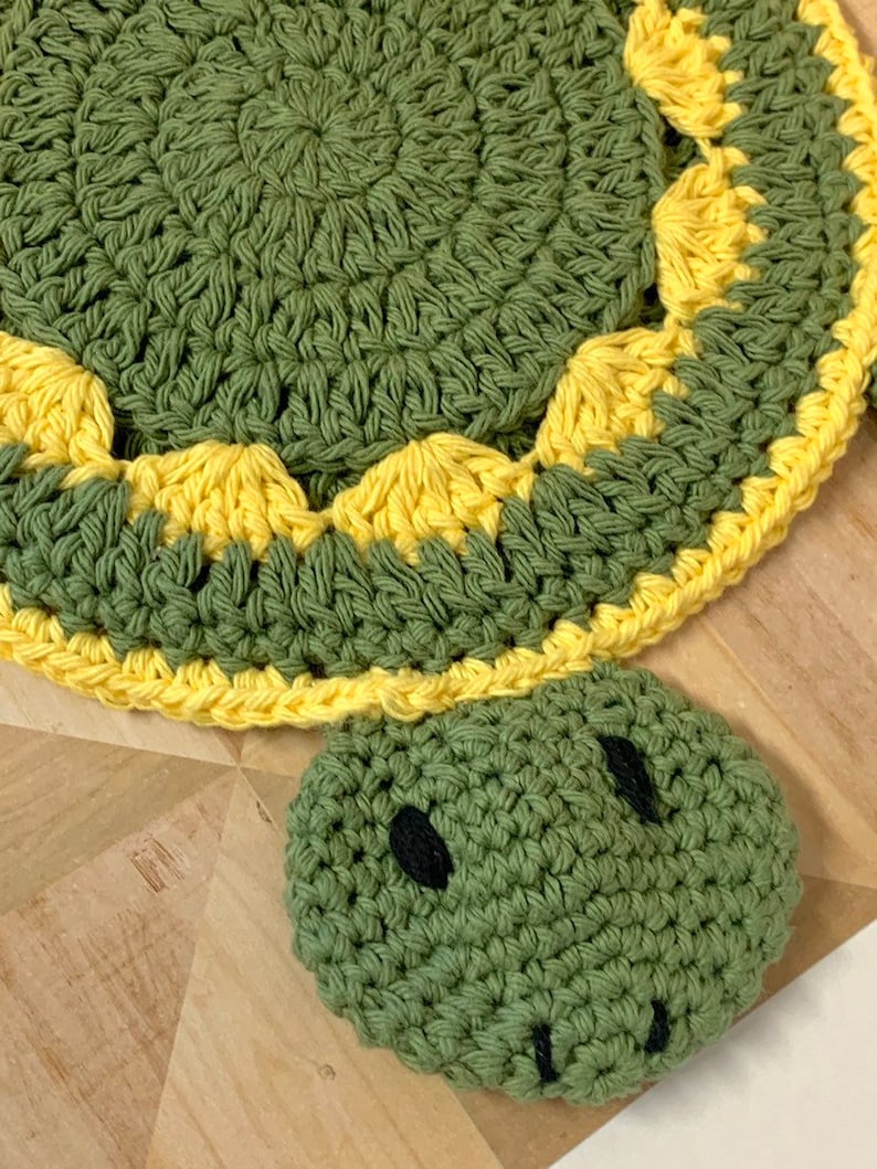 Crochet Turtle Potholder pattern Crochet Potholder and Placemat Pattern Turtle Wall hanging and decor image 9