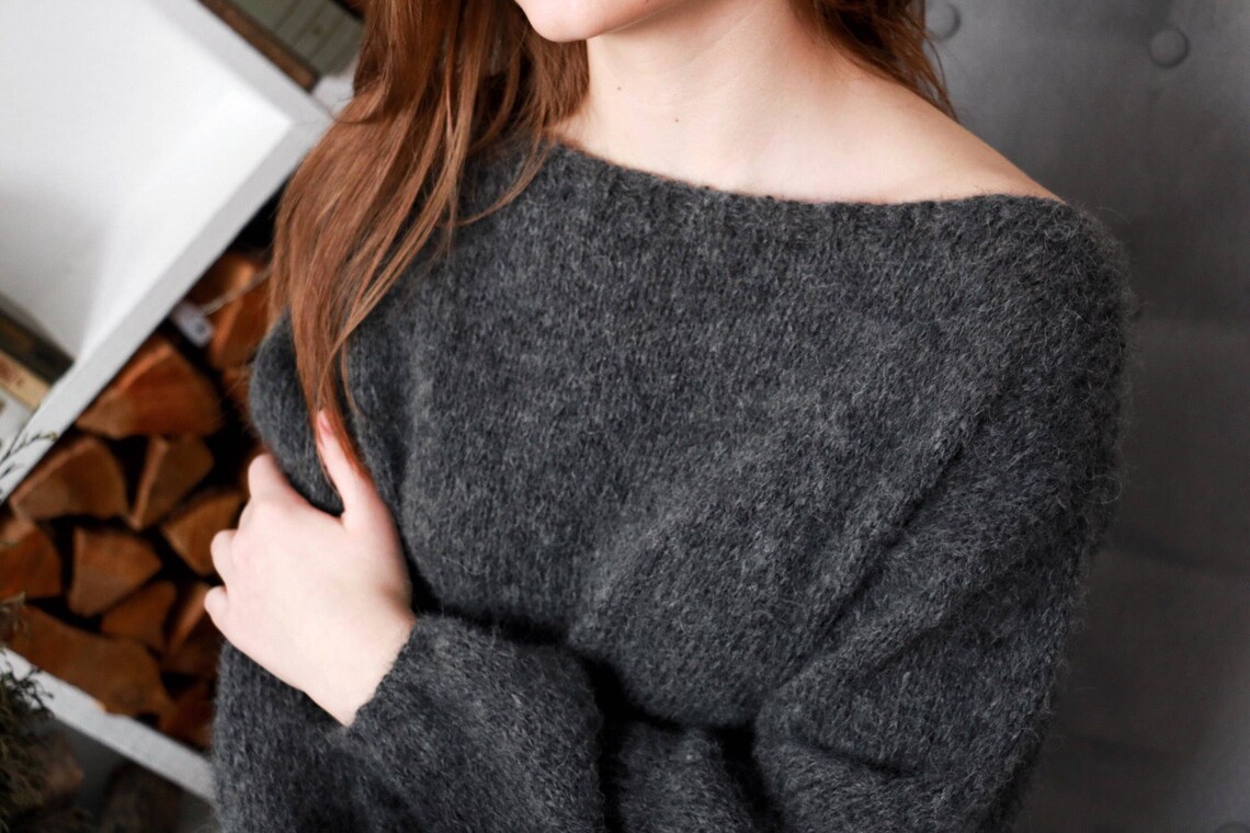 Women Autumn Winter Loose Long Wool Alpaca round Neck Sweater main image 1