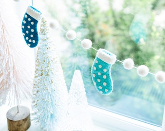 Christmas Stockings Garland- Christmas, Christmas gifts, Felt Christmas garland, Holiday Decor, Holiday, bunting, Christmas banner, Winter