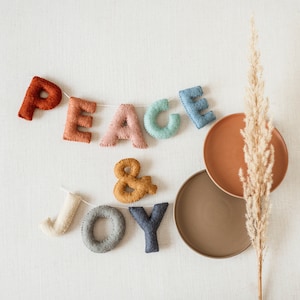 Felt Christmas Garland – Peace & Joy Holiday Banner, Wool Bunting