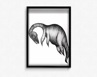 Pode incluir: Desenho em preto e branco de um plesiossauro, um réptil marinho pré-histórico com pescoço longo e nadadeiras, em uma moldura preta.