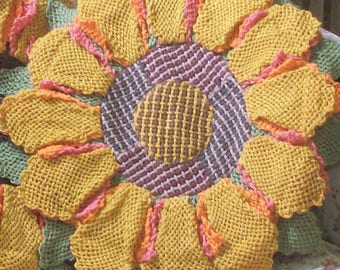 Pin Loom Weaving Pattern pdf for a Flower Pillow Cushion, for the Zoom Loom