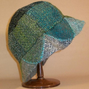 Patrón de tejido en telar de alfileres en PDF para gorro estilo campana, descarga instantánea sin envío, para cuadrados de telar Zoom, diseño personalizado DIY