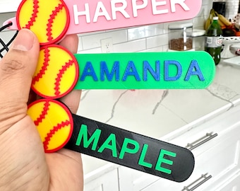 Personalized Softball Keychain,Custom Softball Bag Tag,Personalized Softball Keychain, Softball Team Gift, Kids Name Tag,Sports Backpack Tag