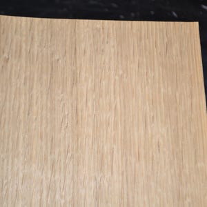 White Oak Raw Wood Veneer Sheet 7 x 39 inches