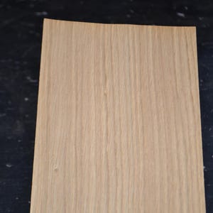White Oak Raw Wood Veneer Sheet 5.5 x 40 inches
