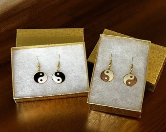 Vintage 1980s Yin Yang Dangle Earrings: Gold Tone Enamel, New Old Stock