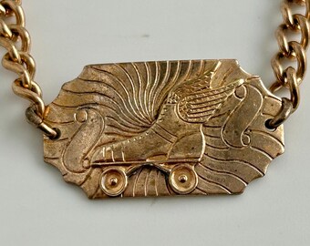Rare Vintage 1950s Winged Rollerskate Bracelet Gold Tone 7.25in length