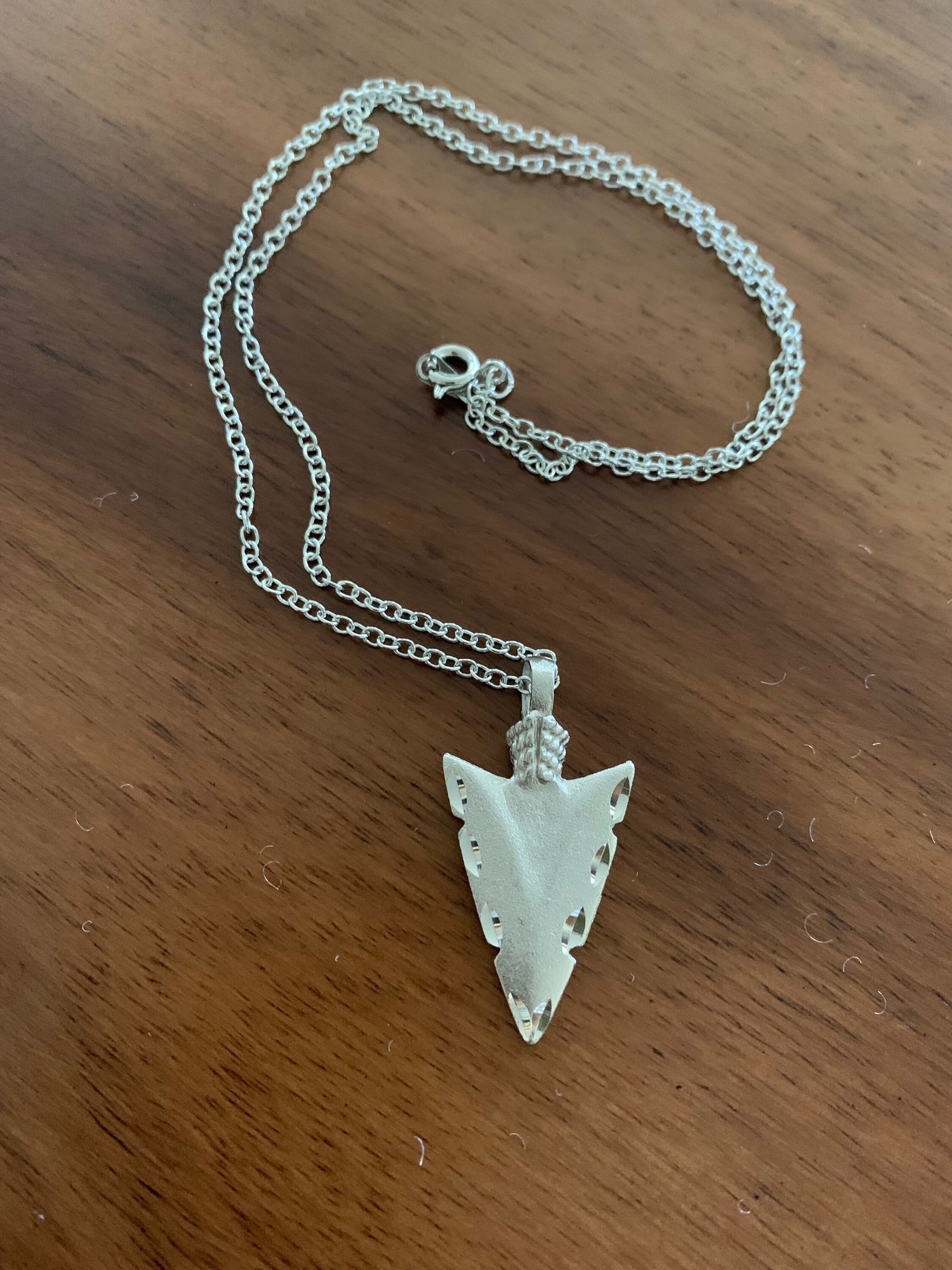 Vintage Arrowhead Necklace: Diamond Cut Edges, 18-in Chain - Etsy 日本