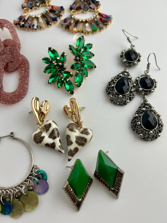 Vintage Y2K Earring Lot includes 10 pairs plus 2 bonus pairs and a ring. For Pierced Ears View 3