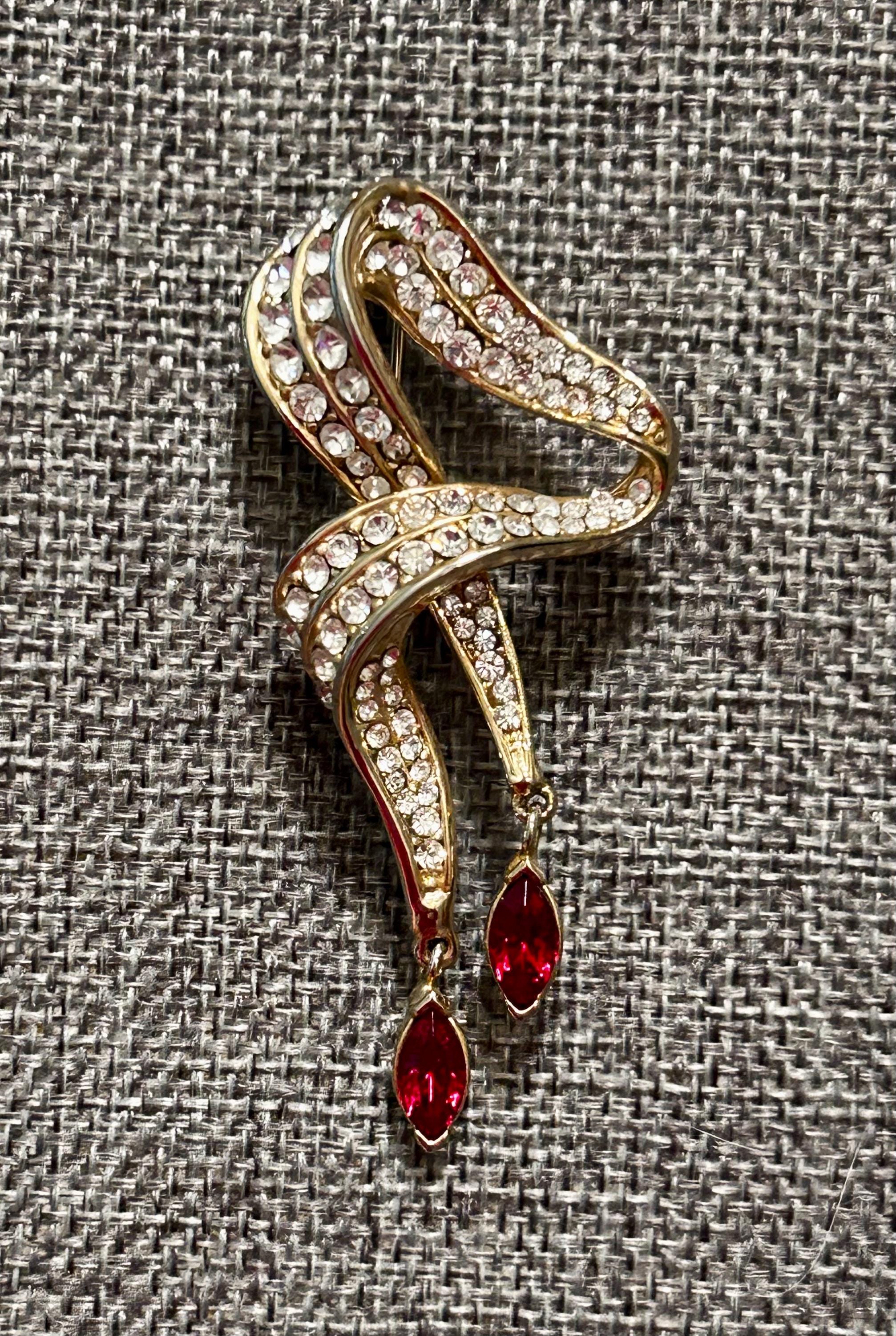1980s Brooch Abstract Design Gold Tone With Red and Clear