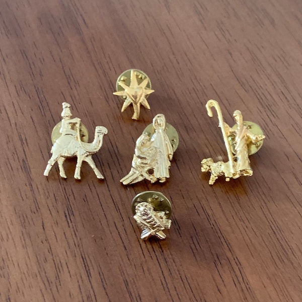Christmas Pins/Brooches Rare Vintage 1980s Nativity Pin Set Gold Tone New Old Stock includes 5 Pins and Gift Box