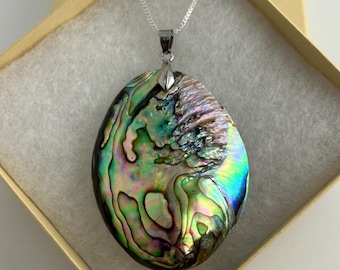 Vintage Abalone Pendant Necklace Silver Plated Chain 22in.