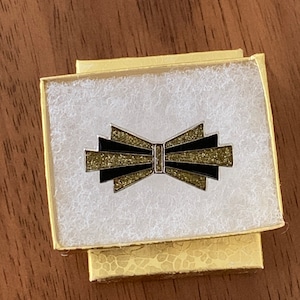 Vintage Brooch Art Deco style Silver Tone Black and Gold Glitter Enamel New Old Stock