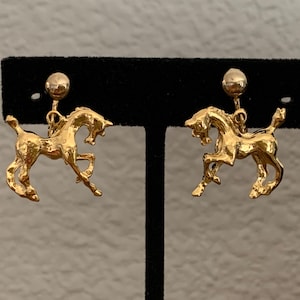 Vintage paardenoorbellen vergulde oorbellen, oorpennen of clip-ons met schroefsluiting New Old Stock Bevat 1 paar dat je kiest in opties