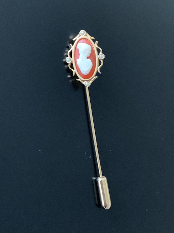 Vintage Cameo Stick Pin Gold Tone with Faux Pearl… - image 3
