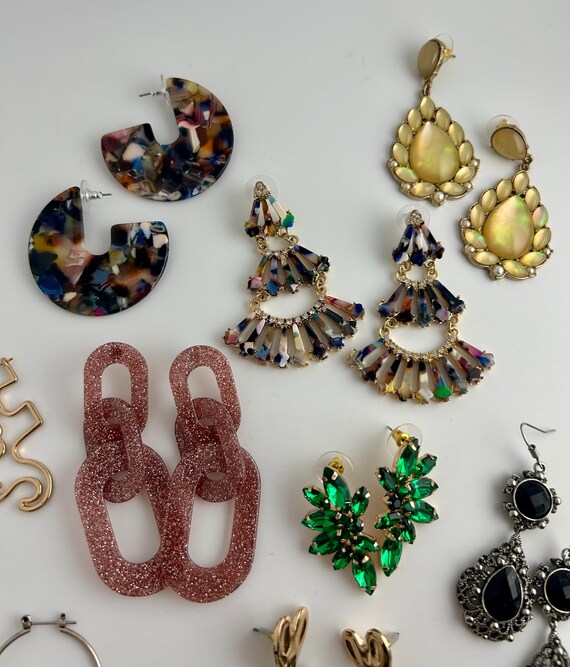 Vintage Y2K Earring Lot includes 10 pairs plus 2 bonus pairs and a ring. For Pierced Ears View 2
