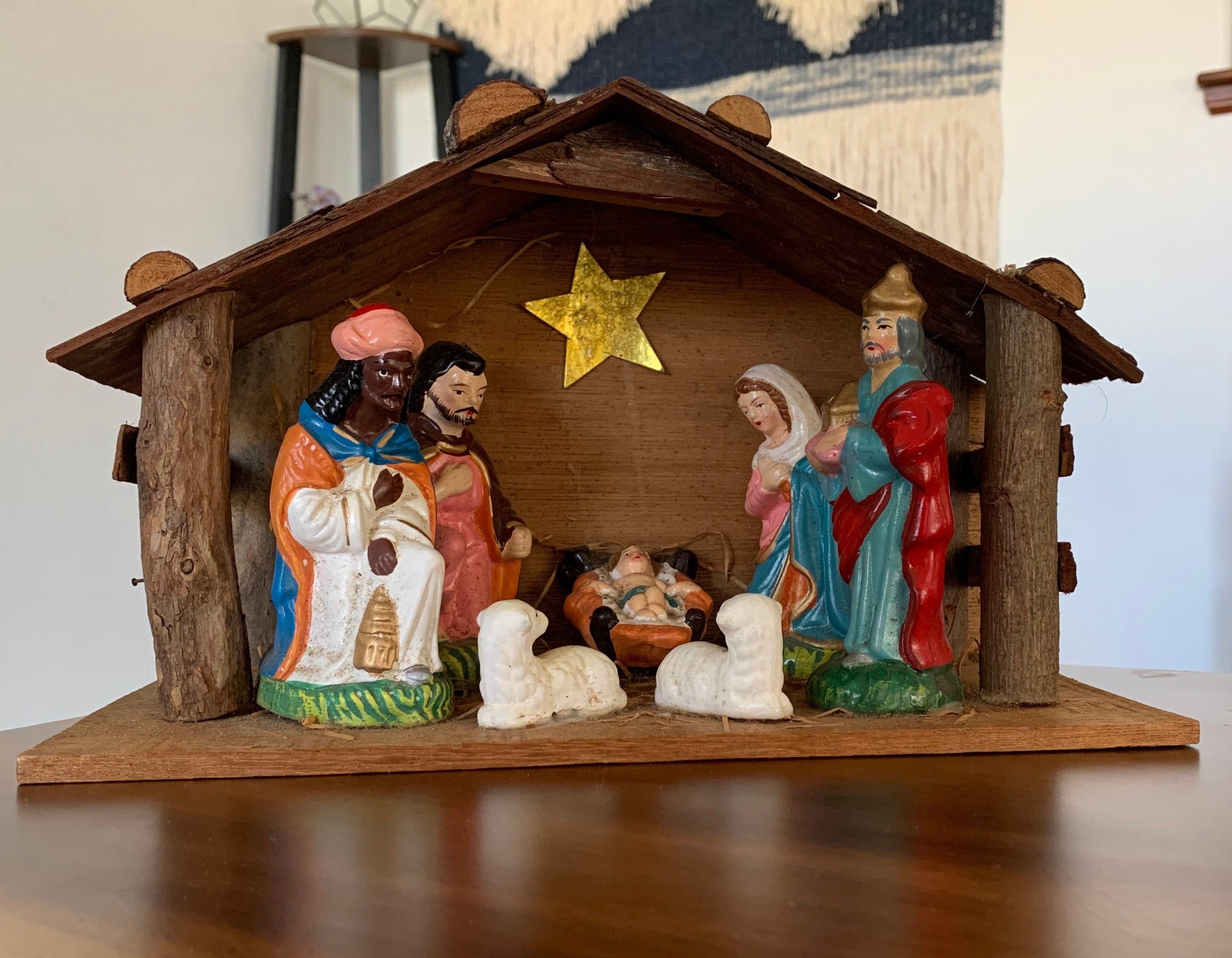 【ヴィンテージ】hand paintのクリスマス nativityフィギュア Hand-painted 15-Piece Nativity Figurines Scene by Faithful